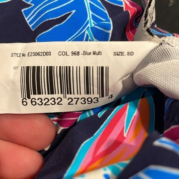 Profile by Gottex D-Cup 8D Bohemian Gypsy Underwire One-Piece Swimsuit - Picture 8 of 9